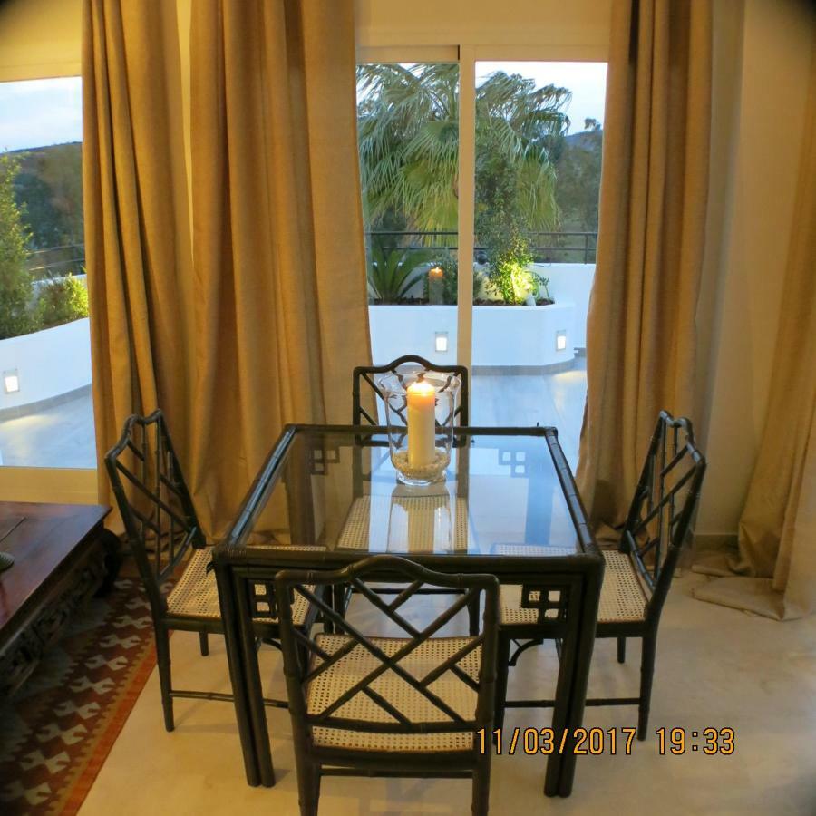 Apartamento Del Paraiso Estepona Luaran gambar